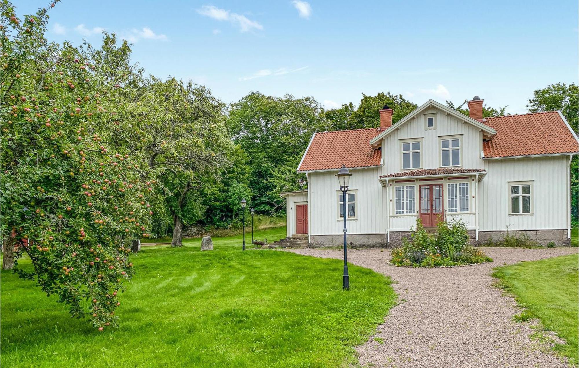 Awesome Home In Oedeshoeg With Wifi Exterior photo